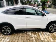 https://riyasewana.com/uploads/honda-honda-vezel-2016-1923272712073.jpg