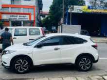 https://riyasewana.com/uploads/honda-honda-vezel-2016-818332512012.jpg