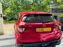 https://riyasewana.com/uploads/honda-honda-vezel-2017-110384212604.jpg