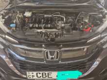 https://riyasewana.com/uploads/honda-honda-vezel-2018-3112411512793.jpg