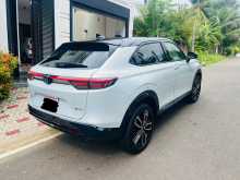 https://riyasewana.com/uploads/honda-honda-vezel-2024-19294912104.jpg