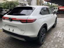 https://riyasewana.com/uploads/honda-honda-vezel-2024-2310481412643.jpg