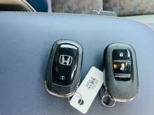 https://riyasewana.com/uploads/honda-honda-vezel-2024-309031212113.jpg
