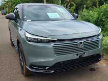 Honda Vezel Z Play Moonroof 2024 SUV