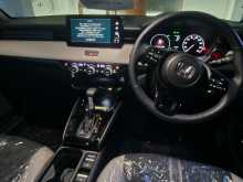https://riyasewana.com/uploads/honda-honda-vezel-2024-310162112303.jpg