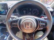 https://riyasewana.com/uploads/honda-honda-vezel-2024-610533212114.jpg