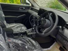 https://riyasewana.com/uploads/honda-honda-vezel-2025-121711351277377.jpg