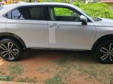 https://riyasewana.com/uploads/honda-honda-vezel-2025-1613113712023.jpg