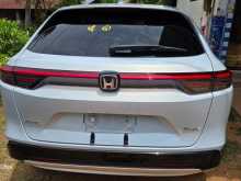 https://riyasewana.com/uploads/honda-honda-vezel-2025-1613113712122.jpg