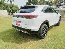 https://riyasewana.com/uploads/honda-honda-vezel-2025-2120413512243.jpg