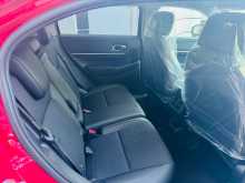 https://riyasewana.com/uploads/honda-honda-vezel-2025-2621205412854.jpg