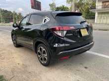 https://riyasewana.com/uploads/honda-honda-vezel-210451022053.jpg