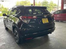 https://riyasewana.com/uploads/honda-honda-vezel-210505924071.jpg