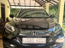 https://riyasewana.com/uploads/honda-honda-vezel-210510024232.jpg