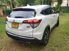 https://riyasewana.com/uploads/honda-honda-vezel-2122451193.jpg