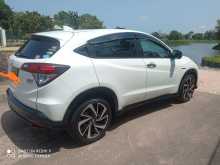 https://riyasewana.com/uploads/honda-honda-vezel-21441584422.jpg
