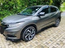 https://riyasewana.com/uploads/honda-honda-vezel-251430456095.jpg