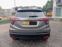https://riyasewana.com/uploads/honda-honda-vezel-27908294953.jpg