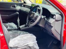 https://riyasewana.com/uploads/honda-honda-vezel-308241624373.jpg