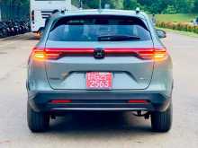https://riyasewana.com/uploads/honda-honda-vezel-310401722063.jpg