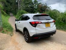 https://riyasewana.com/uploads/honda-honda-vezel-3112510617403.jpg