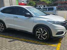 https://riyasewana.com/uploads/honda-honda-vezel-4204114162.jpg