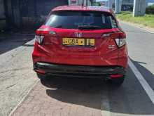 https://riyasewana.com/uploads/honda-honda-vezel-71104394332.jpg