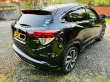 https://riyasewana.com/uploads/honda-honda-vezel-89314022992.jpg