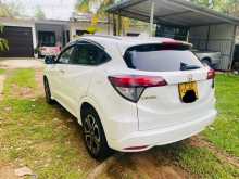 https://riyasewana.com/uploads/honda-honda-vizel-2014-117303512022.jpg