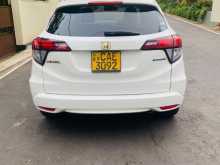 https://riyasewana.com/uploads/honda-honda-vizel-2014-2418313412942.jpg