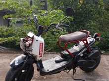 https://riyasewana.com/uploads/honda-honda-zoomer-221115394501.jpg