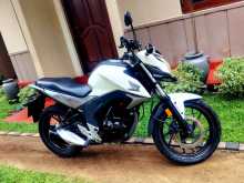 Honda Hornet 160R 2016 Motorbike
