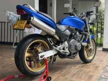 https://riyasewana.com/uploads/honda-honet-2614202322333.jpg