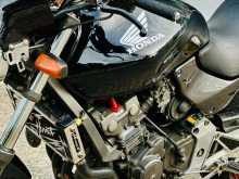https://riyasewana.com/uploads/honda-honet-28038474633.jpg