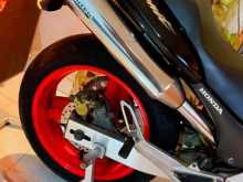 https://riyasewana.com/uploads/honda-honet-311038054853.jpg