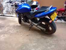 https://riyasewana.com/uploads/honda-honet-317114313052.jpg