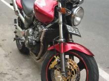 https://riyasewana.com/uploads/honda-hornet-10912436401.jpg