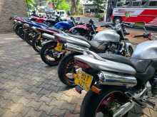https://riyasewana.com/uploads/honda-hornet-1110041813583.jpg