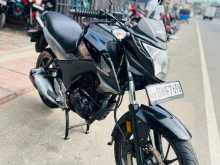 Honda Hornet 2016 Motorbike