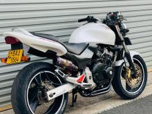 https://riyasewana.com/uploads/honda-hornet-1114283019315.jpg