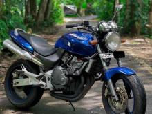 https://riyasewana.com/uploads/honda-hornet-1118470324133.jpg