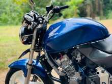 https://riyasewana.com/uploads/honda-hornet-1118572613673.jpg