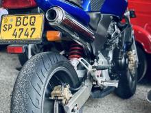 https://riyasewana.com/uploads/honda-hornet-119492124361.jpg