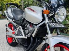 Honda Hornet 2022 Motorbike