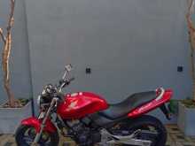 https://riyasewana.com/uploads/honda-hornet-130-118451213222.jpg