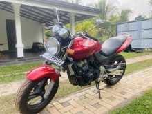 https://riyasewana.com/uploads/honda-hornet-130-511421922442.jpg