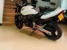 https://riyasewana.com/uploads/honda-hornet-141900036735.jpg