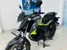 https://riyasewana.com/uploads/honda-hornet-151002371124.jpg