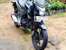 Honda Hornet 2017 Motorbike
