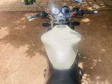 https://riyasewana.com/uploads/honda-hornet-1520354719416.jpg
